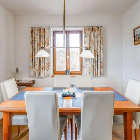 度假居 Peaceful In With Private Terrace & Garden Božanov
