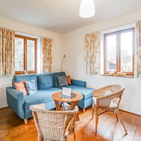 Peaceful In With Private Terrace & Garden Božanov
